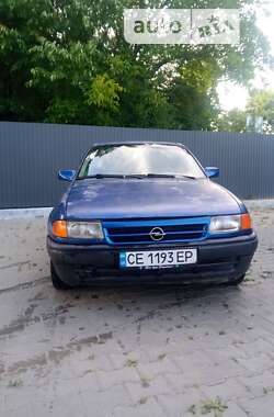 Хэтчбек Opel Astra 1992 в Черновцах