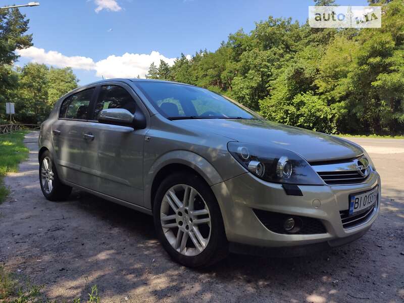 Хетчбек Opel Astra 2009 в Кременчуці