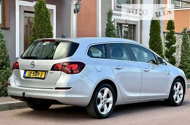 Універсал Opel Astra 2011 в Стрию