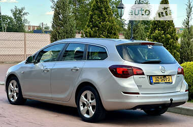 Універсал Opel Astra 2011 в Стрию