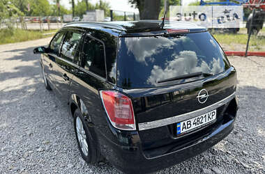 Универсал Opel Astra 2009 в Виннице