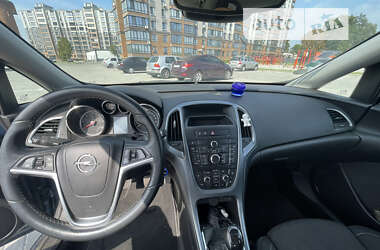 Хетчбек Opel Astra 2013 в Житомирі