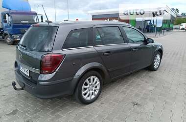 Универсал Opel Astra 2009 в Луцке