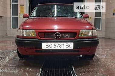 Хетчбек Opel Astra 1996 в Рівному