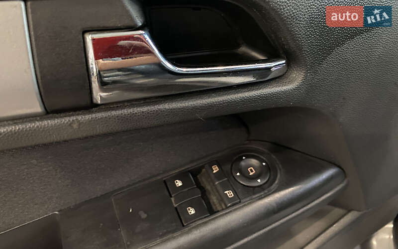 Универсал Opel Astra 2010 в Шептицькому