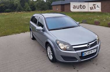 Універсал Opel Astra 2005 в Мостиській