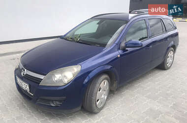 Универсал Opel Astra 2005 в Бориславе