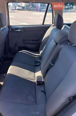 Универсал Opel Astra 2004 в 
