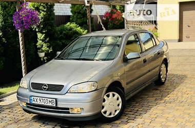 Седан Opel Astra 2003 в Харкові