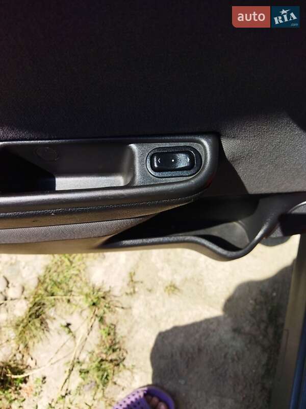 Универсал Opel Astra 2005 в Черновцах фото 6 Универсал Opel Astra 2005 в Черновцах