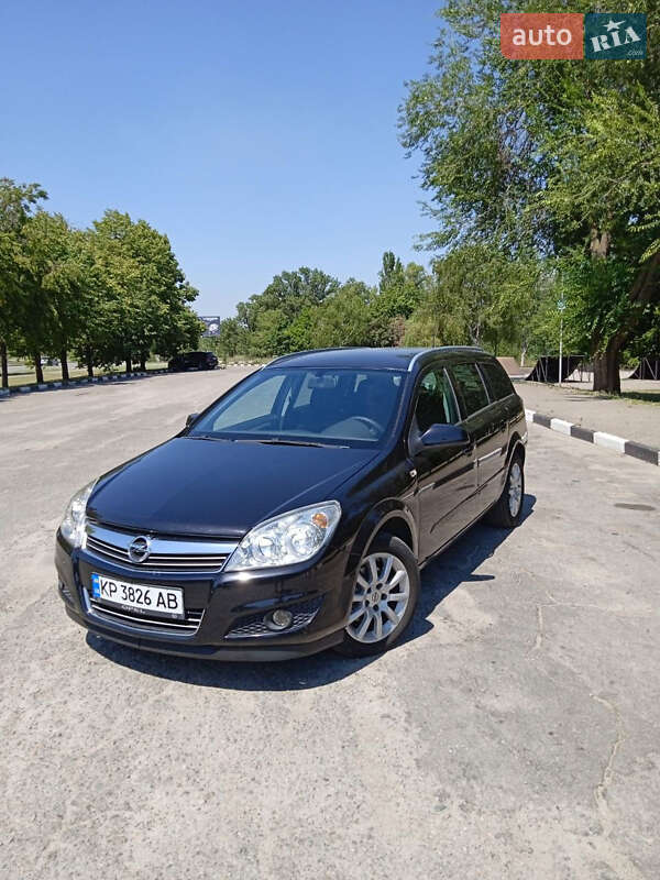 Opel Astra 2008