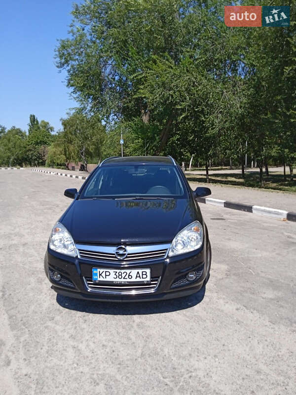 Універсал Opel Astra 2008 в Запоріжжі