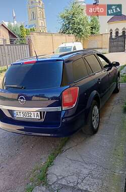 Универсал Opel Astra 2006 в 