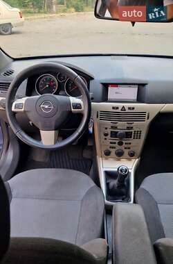 Универсал Opel Astra 2008 в 
