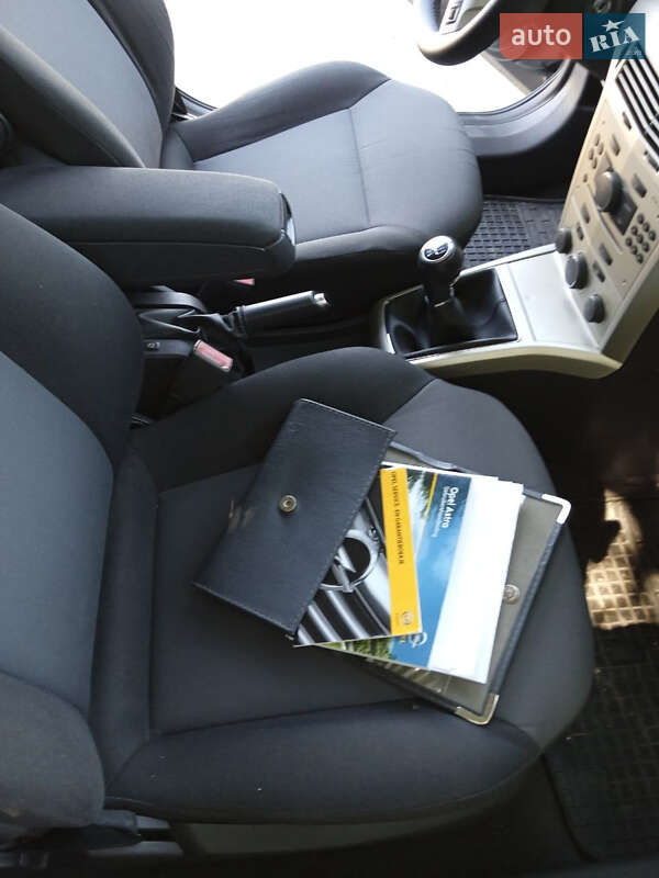 Універсал Opel Astra 2008 в Запоріжжі