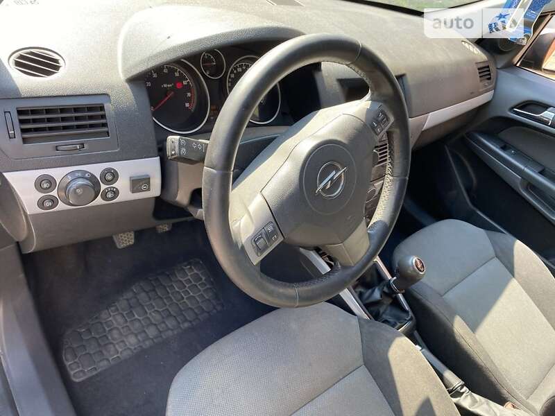 Универсал Opel Astra 2005 в Ланчине фото 6 Универсал Opel Astra 2005 в Ланчине