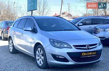 Универсал Opel Astra 2013 в 