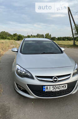 Седан Opel Astra 2013 в Миронівці