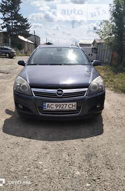 Універсал Opel Astra 2008 в Луцьку