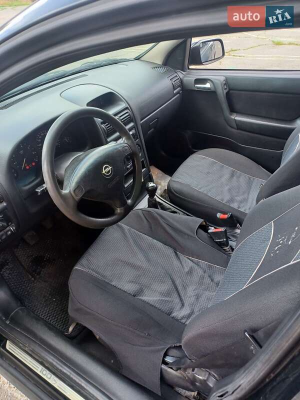 Универсал Opel Astra 2000 в Корсуне-Шевченковском