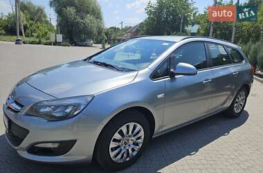 Универсал Opel Astra 2015 в Полтаве