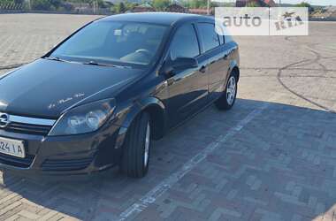 Хетчбек Opel Astra 2006 в Харкові