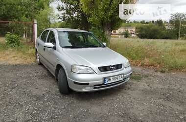 Хэтчбек Opel Astra 2002 в Балте