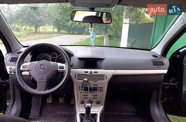 Універсал Opel Astra 2007 в Драбіву