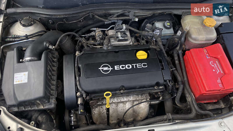 Универсал Opel Astra 2008 в Василькове