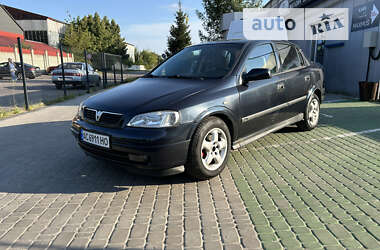 Седан Opel Astra 2001 в Луцьку