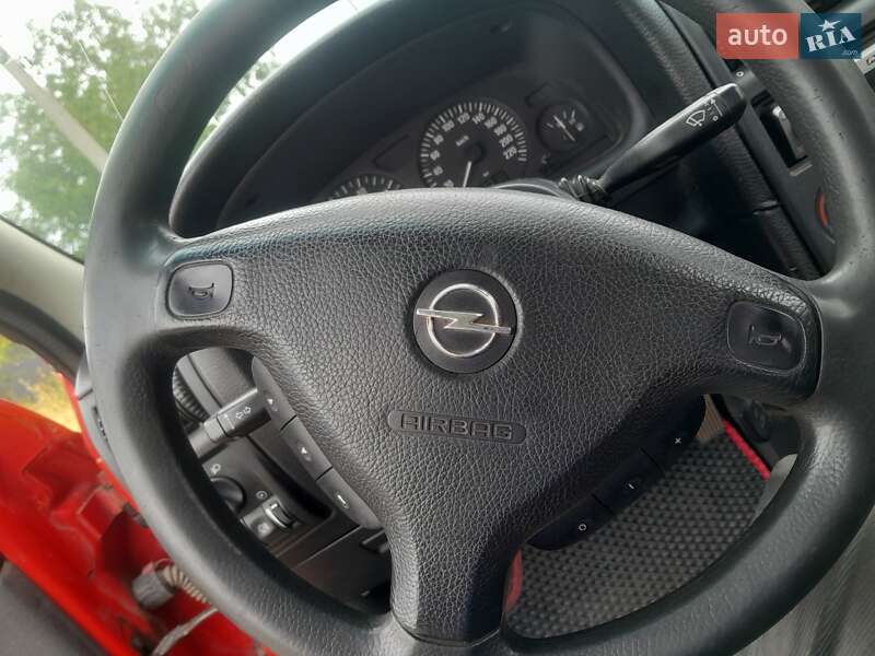 Хетчбек Opel Astra 2002 в Одесі