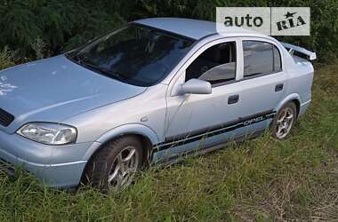 Седан Opel Astra 2005 в Кременчуге