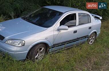 Седан Opel Astra 2005 в Кременчуге