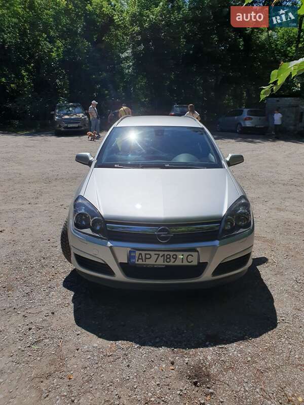 Універсал Opel Astra 2005 в Запоріжжі