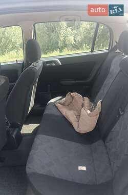 Хэтчбек Opel Astra 1999 в 