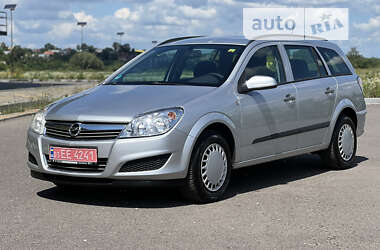 Универсал Opel Astra 2010 в Тернополе