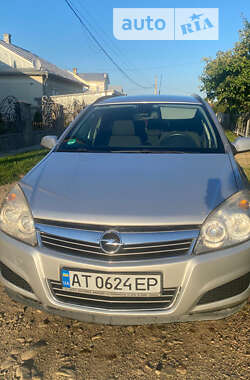 Універсал Opel Astra 2007 в Перегінське