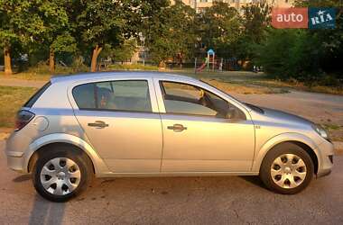 Хэтчбек Opel Astra 2009 в Запорожье