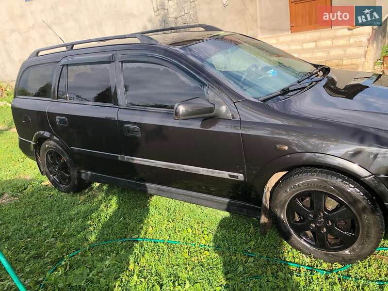 Универсал Opel Astra 2004 в Тернополе