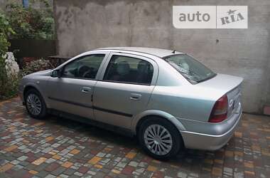 Седан Opel Astra 2002 в Білгороді-Дністровському