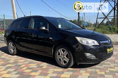 Универсал Opel Astra 2011 в Стрые