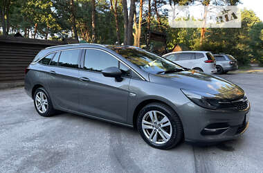 Универсал Opel Astra 2020 в Вараше