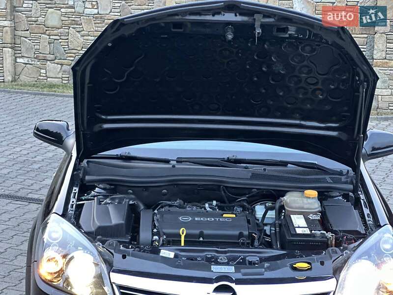 Opel Astra 2009