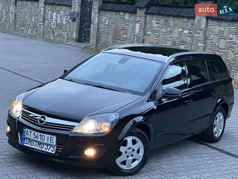 Универсал Opel Astra 2009 в Надворной