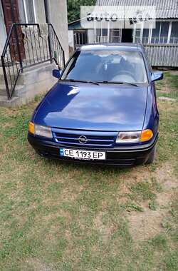 Хетчбек Opel Astra 1992 в Чернівцях