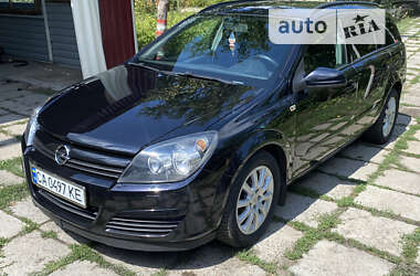 Універсал Opel Astra 2005 в Смілі