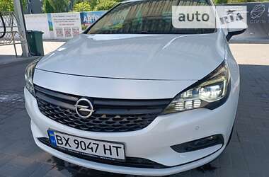 Універсал Opel Astra 2018 в Хмельницькому