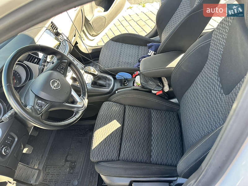 Універсал Opel Astra 2018 в Вінниці