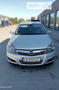 Універсал Opel Astra 2008 в Львові