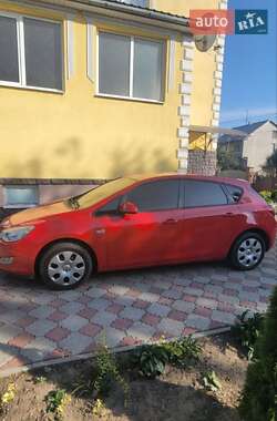 Хетчбек Opel Astra 2010 в Ужгороді